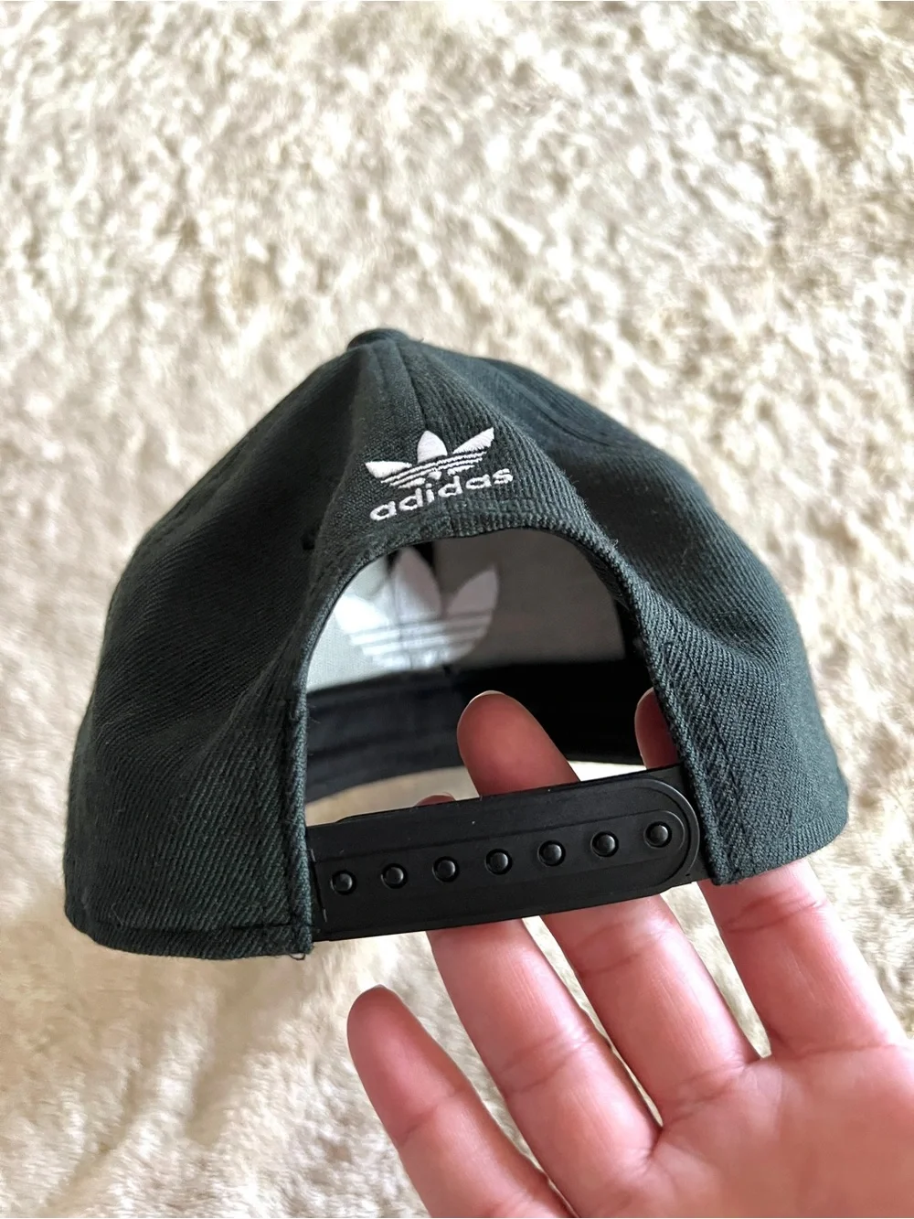 ADIDAS Boy's Black & White Hat Size Youth